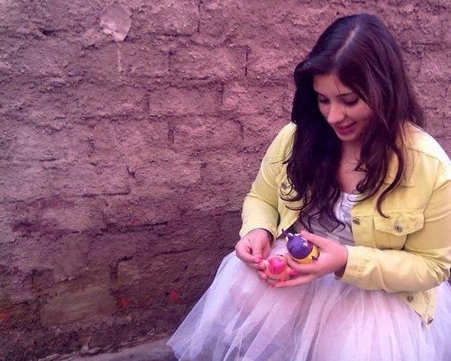 Débora Mocellin. 14 anos. Canceriana. Gaúcha.
Internet. Ciumenta. Moda. Fotos. Amigos. Emotiva. Podem me chamar de Déebi , haha (: