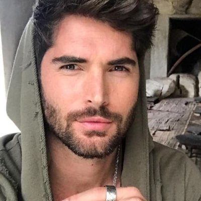 No preguntes mi nombre, es una larga historia. Entrenador físico. Soy un fotógrafo de la vida. Mi sarcasmo es peor que mi ego
No copiar mi nombre, gracias