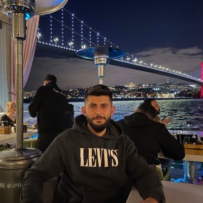 ozilhnn's profile picture. 