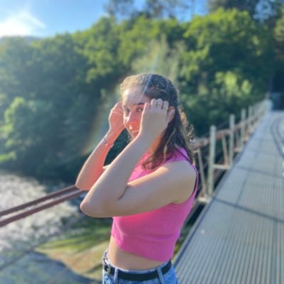 ~Podes recordar quen eras antes de que o mundo che dixese quen es?~💫🥀