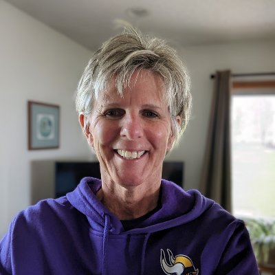 My loves are my husband, my kids, my grandkids, the Vikings, Twins, TWolves, MNWild, ISU Cyclones, Oregon Ducks, SH Hawks!