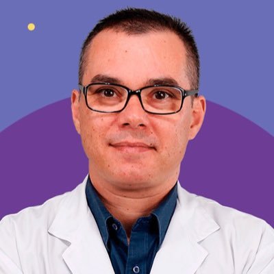 Farmacêutico, professor e realizador do canal Farmacosophia