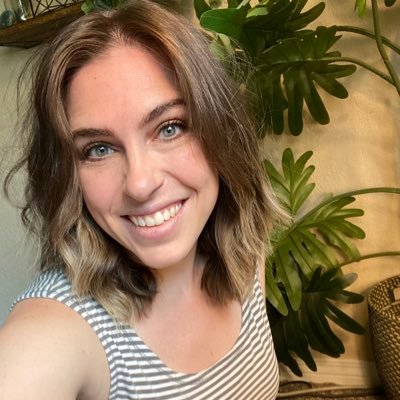 • twitch partner • wine aficionado • cat mom to chuck • i've been told i give off cool aunt vibes •