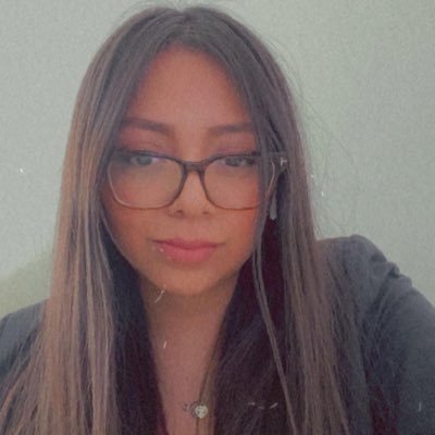 rosaisela_v's profile picture. 