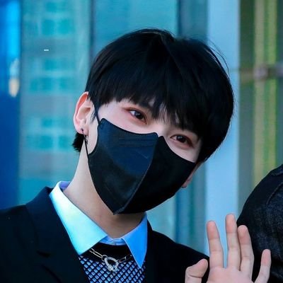 08 liner // bang junhyuk's boyfriend (REAL !!) // he/they // multistan // maximum // lyOn // fix(SEUNGHUN MY LOVE) // gem // baby elring // learning p1h!