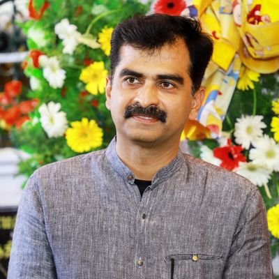 Saraprabhakar21's profile picture. Photographer