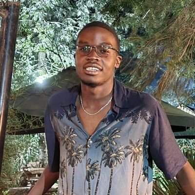 EdgarHawi's profile picture. Take the risk or loose the chance