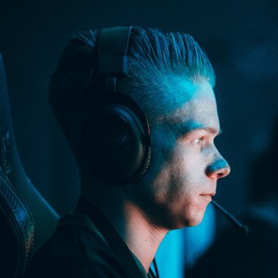 Hello there i am Carlo im playing PUBG since 2017 -_-
PUBG Player
#snogard #snogarddragons #samsung #coolermaster