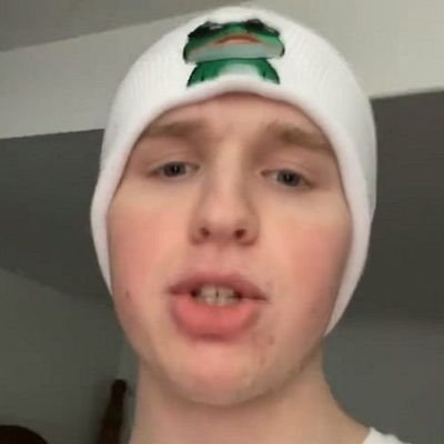 UnfBoomer's profile picture. started with 88!