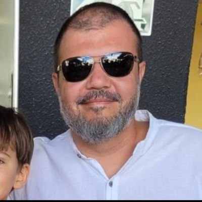 ricardopece's profile picture. Cruzeirense, Mineiro e consumidor de StandUp Vc não precisa da minha opinião.