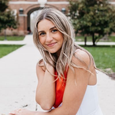 toriiibennetttt's profile picture. CLE • MN • Miami Alum