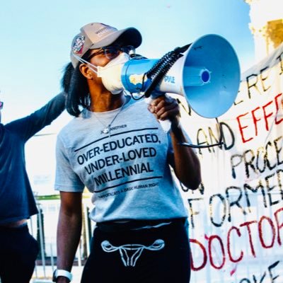 🌈•She• Pediatric resident dr• Cellist• Activist• #DCNative• CoFdr @DCCOVIDSitters• Descendant of enslaved ppl• https://t.co/41UfCBGYas •Jordan Chiles stan