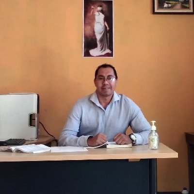 Licenciado en Informática.
Asesor Jurídico en Rivera & Asociados Guatemala