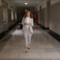 Rona Ambrose(@RonaAmbrose) 's Twitter Profile Photo