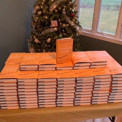 Co-author The Prosperity Paradox.
Research @GlobalCCI
Adjunct Faculty @KelloggSchool
Alum, Harvard Business School
Views are my own