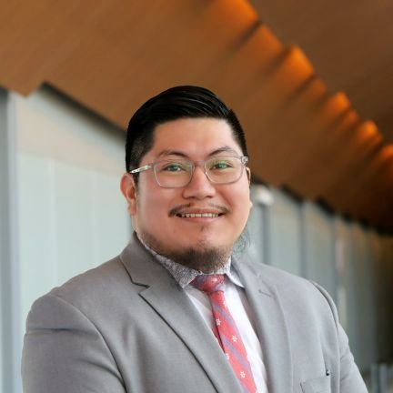 #Immigrant ✊️. CEAO @RIDeptEd. Formerly @JimLangevin, @CityofProv #spox. @Pvdschools @RICnews 🎓.
Just a kid from the South Side of Providence.