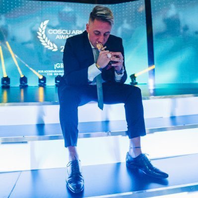 🎧Embajador Logitech 🗿Embajador Kingston Fury 🦑 Platense 🤍🤎🤍 🏆 Streamer del año
