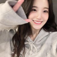 Blank 🌸 (@1stlover9) 's Twitter Profile