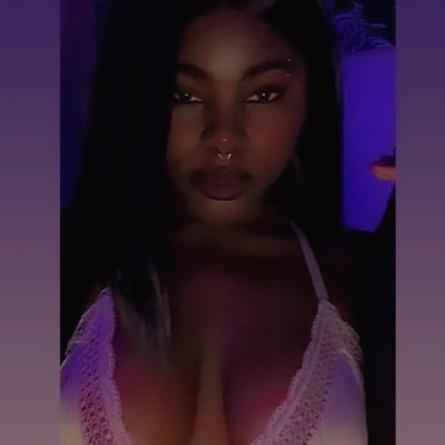 18+ -𝔓𝔯𝔬𝔣𝔢𝔰𝔰𝔦𝔬𝔫𝔞𝔩 𝔟𝔦𝔱𝔠𝔥- ☁️5’1☁️ •ᴀǫᴜᴀʀɪᴜs sᴜɴ• •ᴛᴀᴜʀᴜs ᴍᴏᴏɴ• •sᴀɢɪᴛᴛᴀʀɪᴜs ʀɪsɪɴɢ• زبدة