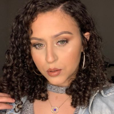 lexalay_'s profile picture. creatress 🕊✨