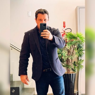 Corretor de imóveis alto padrão em Balneário Camboriú-SC🇧🇷. High standard real estate agent Brazil 🇺🇸🇧🇷🏘️ @junior_rc3