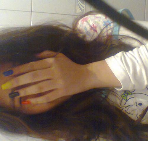 Flamenguistaa,Restart,Unhas *-*,Leonina Rawn ,Feia,Alegree,12 anos,Amigos *-*.Então segue aquii? :3 Sigo de volta