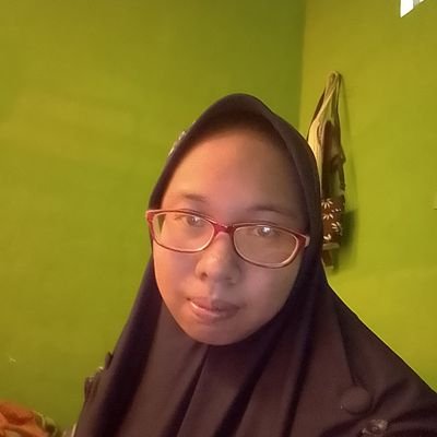 TriYuli86724300's profile picture. 