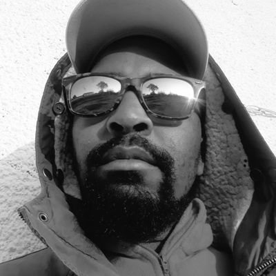 ThabaneThabane6's profile picture. Change.