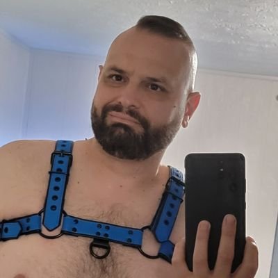 45 years young, gay alt account having fun here. let me know if you want to join me to make some content