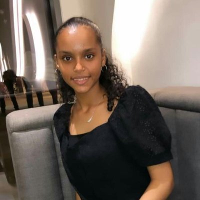 RrazanShareef's profile picture. Rooza