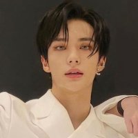 hyunjinnie's hairband (@chanismyguide) Twitter profile photo