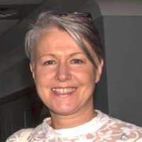 Lynne Hughes (@lynnecaerphilly) 's Twitter Profile