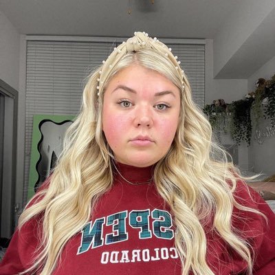 lorettajoy008's profile picture. Business