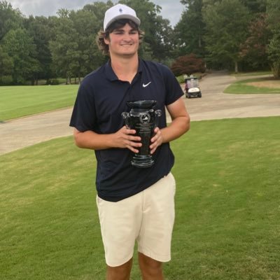 2023 graduating class, golfer who attends Norfolk Academy