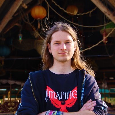 Themepark vlogger. Volg mij voor nieuws, tips & tricks! Elke woensdag & zondag een nieuwe video om 18:00! YouTube - https://t.co/chBUmKITU0
