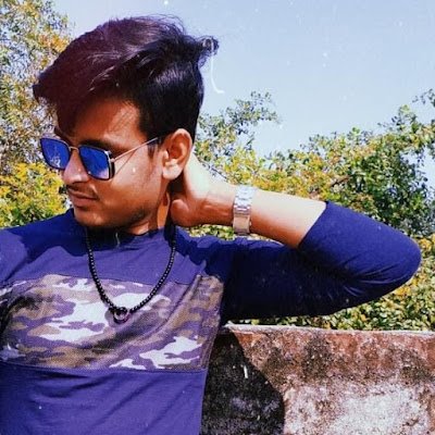 itsDskhan1's profile picture. 