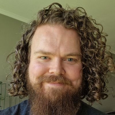 stebbib's profile picture. Sé eftir hverju einasta tweeti.