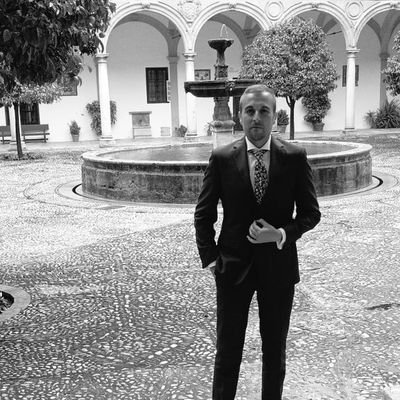 📈Técnico Superior en Admón y Finanzas📉
⚽️Entrenador Futsal⚪️🟢
Cuando los kilos son lágrimas de alegría y el sufrimiento es felicidad