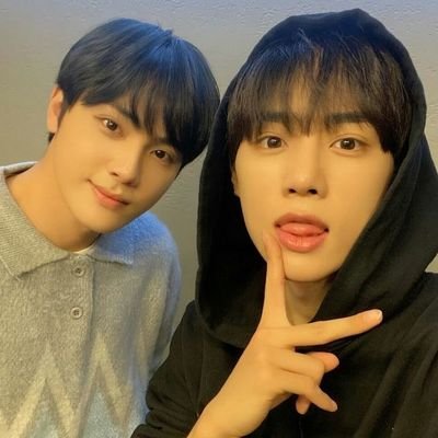 sunhaknocontext's profile picture. for #선우 ☀️ + #주학년 🍊