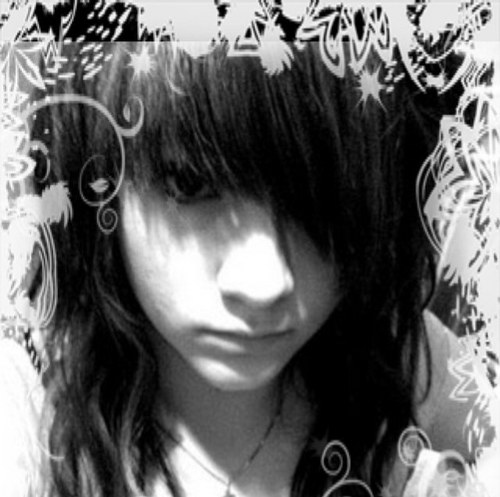 xxxEMObella_xxx's profile picture. I love Justin Bieber he is my life, my idol, and i look up to him! Belieber for life 3 He is perfect to me :D I LOVE him!! 3