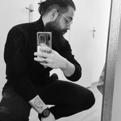 Vynckee's profile picture. Former student at  @da2i_lille1. Tattooed.
Data Engineer. 
#Switch player (4424-6086-5615)