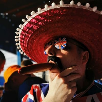 Brown with my Heart on my Sleeve, Fire in my Soul and a Mouth I can't Control.
Darts, Football, Green Day, Guns n Roses, Hulk Hogan, Rangers, Whisky.