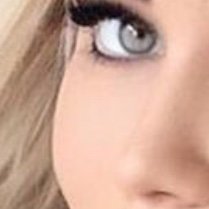 gurlywishes's profile picture. Love to make short slomo xxx-loops. I likel sexy women. 'Sexy' is in eyes and mouth, not in tits or ass. Faceless movies are useless.
(Delete movie via DM)