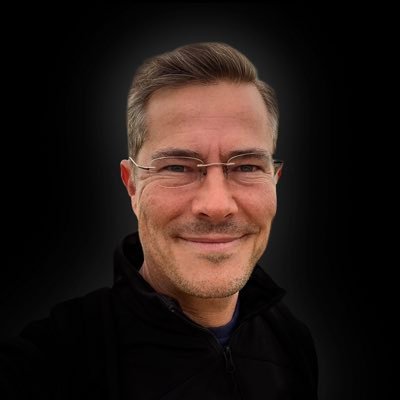 Stefan Gentz is @Adobe's Principal Worldwide Evangelist for technical communication. Passionate about technology & change. Views here are my own.