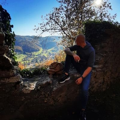 Komazepam's profile picture. ein rein satirisches Projekt!🇮🇱