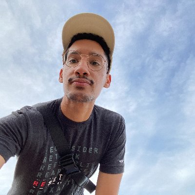 Conservation enthusiast. Nature lover. digital editor at @Sierra_Magazine. Formal environmental reporter @azcentral. he/him/his 📸 on Instagram @lkbotts