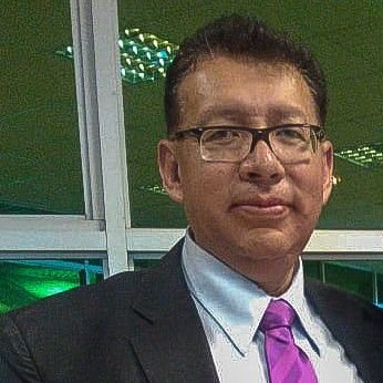 Especialista en tecnología, I+D+i, derecho, RRII, seguridad, geopolitica, medio ambiente y lo que acontece dentro y fuera de nuestro planeta.