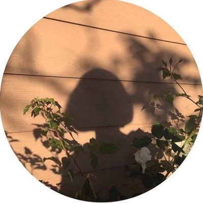 كلمة يَاربْ تغنيني عَن ألفَ كتف أسْيِدُ رَأسِى إليهِ لأبْكِى ..!❤️