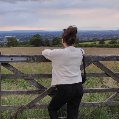 R_W_psych's profile picture. she/her - always trying to learn and grow 🌱 views own