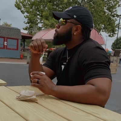 SCOOP_WOODS's profile picture. #1 Papi #FAMILY-HEALTH-WEALTH #YouGetOutWhatYouPutIn #413 #MARRIED 10.10.20 #90 HOUNDS